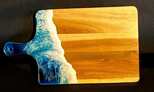 Epoxy-Resin-Charcuterie Board – Ocean Themed